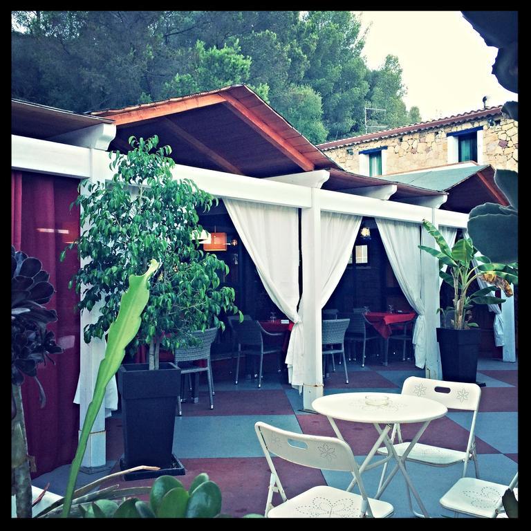 En Ville Bed And Breakfast Gonnesa Bagian luar foto